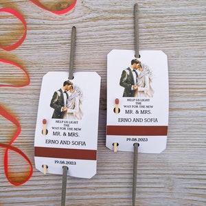 Simpatiche etichette scintillanti per matrimoni con porta fiammiferi e attaccante per inviare etichette di uscita per matrimoni
