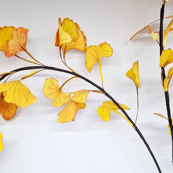 Branche de gingko en papier