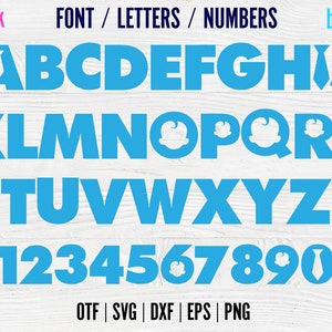 Pode incluir: Alfabeto e n&uacute;meros azuis com um design de gravata e silhueta de beb&ecirc;. As letras s&atilde;o mai&uacute;sculas e os n&uacute;meros est&atilde;o em negrito. O texto "FONT / LETTERS / NUMBERS" est&aacute; acima do alfabeto e dos n&uacute;meros. O texto "OTF | SVG | DXF | EPS | PNG" est&aacute; abaixo do alfabeto e dos n&uacute;meros.