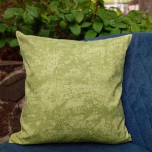 16x16 Waterproof Green Decorative Pillow Cover / Textured Lime Green Cushion / Earthy Sofa Throw Pillow / Modern Natural Home Decor