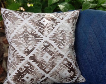 Waterproof Aztec Ikat Pillow Cover / Boho Diamond Pattern Cushion Case / Brown Ethnic Decorative Throw Pillow 16x16