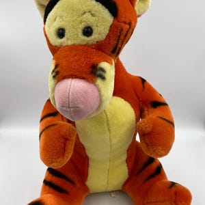 Large Tigger the Tiger 1990s Vintage Soft Plush Toy. Beautiful condition with label, excellent gift