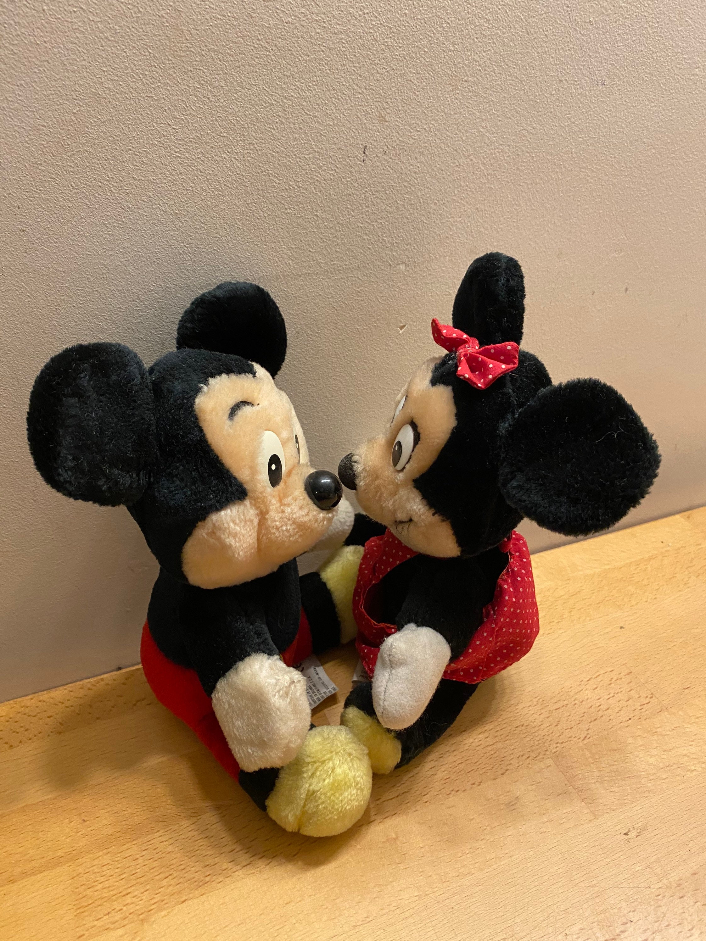 【1970s-1980s vintage】Disney Minnie Mouse Vintage 1980s Disney Minnie Mouse 7” Posable Figure Toy Hard