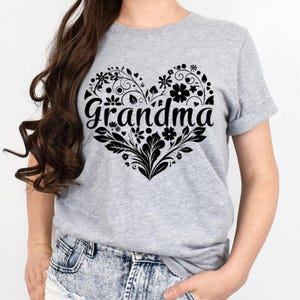 Abuela svg, abuela png, corazón svg, corazón png, flores silvestres svg, camiseta de abuela svg, flores svg, regalo para abuela SVG, DXF y PNG
