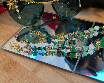 Green Sunglasses with Detachable Glass Bead Chain - Chain to Earrings Green Sunglasses Dangle Earrings Baddie Sunglasses for party