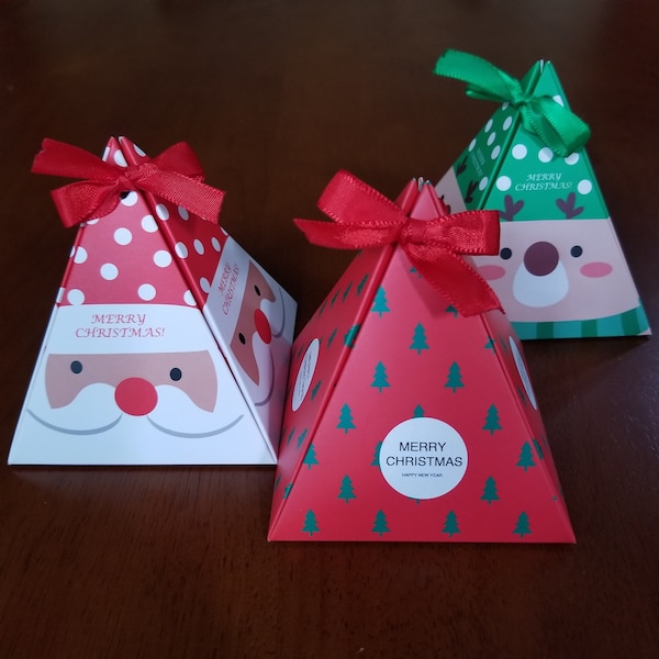 Holiday Pyramid Gift Boxes 6 Pack
