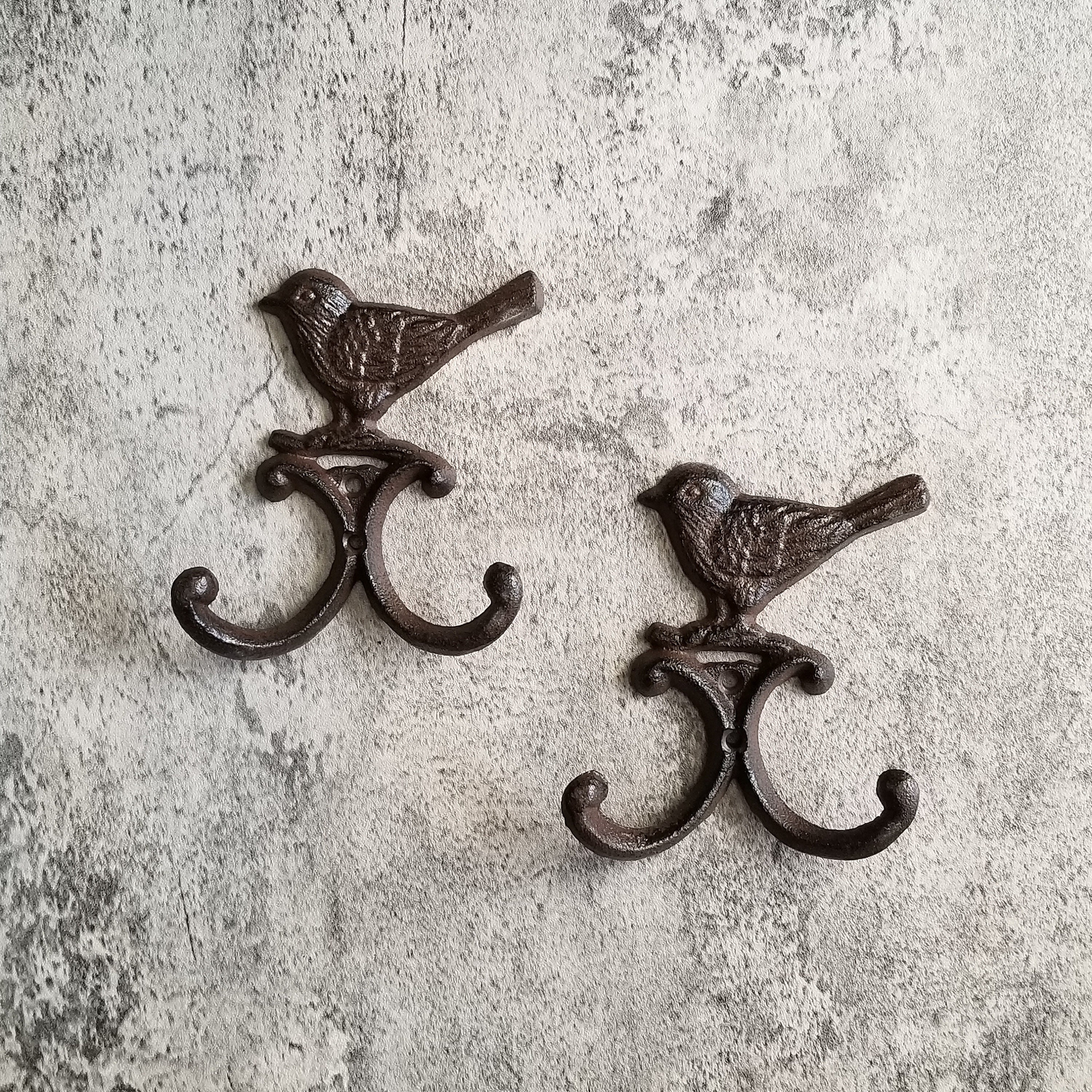 Rustic Cast Iron Coat Hooks 3 Pack Wall Mounted Farmhouse Decorative Wall  Hooks W/ Screws, Vintage Hooks for Hanging Coats antique White 