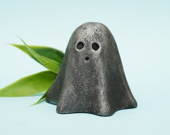Handgjord spökfigur i harts, kuslig Halloweendekoration