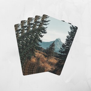 Vista desde los árboles Cartas de juego personalizadas, Noche de póker, Cartas de juego de póquer, Noche de juego familiar, Cartas de camping, Cartas inspiradas en la naturaleza