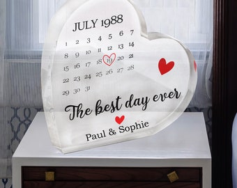 Personalised Engagement Wedding Anniversary Date Gifts Him Her Acrylic Heart With Grey Bag