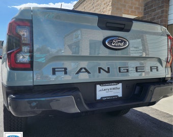 Letras del portón trasero de la Ford Ranger 2024