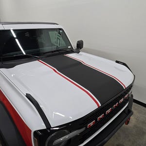 Past op Ford Bronco-motorkap met speldafbeeldingen 2021-2025 - Bronco-vinylsticker op volledige grootte