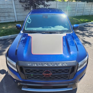 Fits 2022-2024 Nissan Frontier Vinyl Hood Graphics with outlines