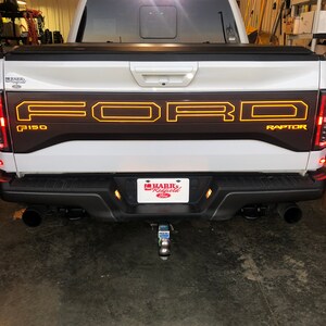 Esboços de letras da porta traseira reflexiva do Ford Raptor 2017-2020