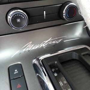 Mustang Center Console Dash Signatur