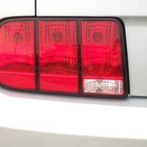 2005-2009 Mustang Taillight Outline vinyl decals