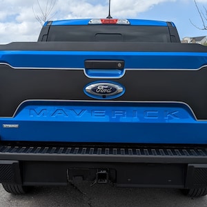 2022-2025 Ford® Maverick Tailgate Blackout Decal W/ Pinstripe