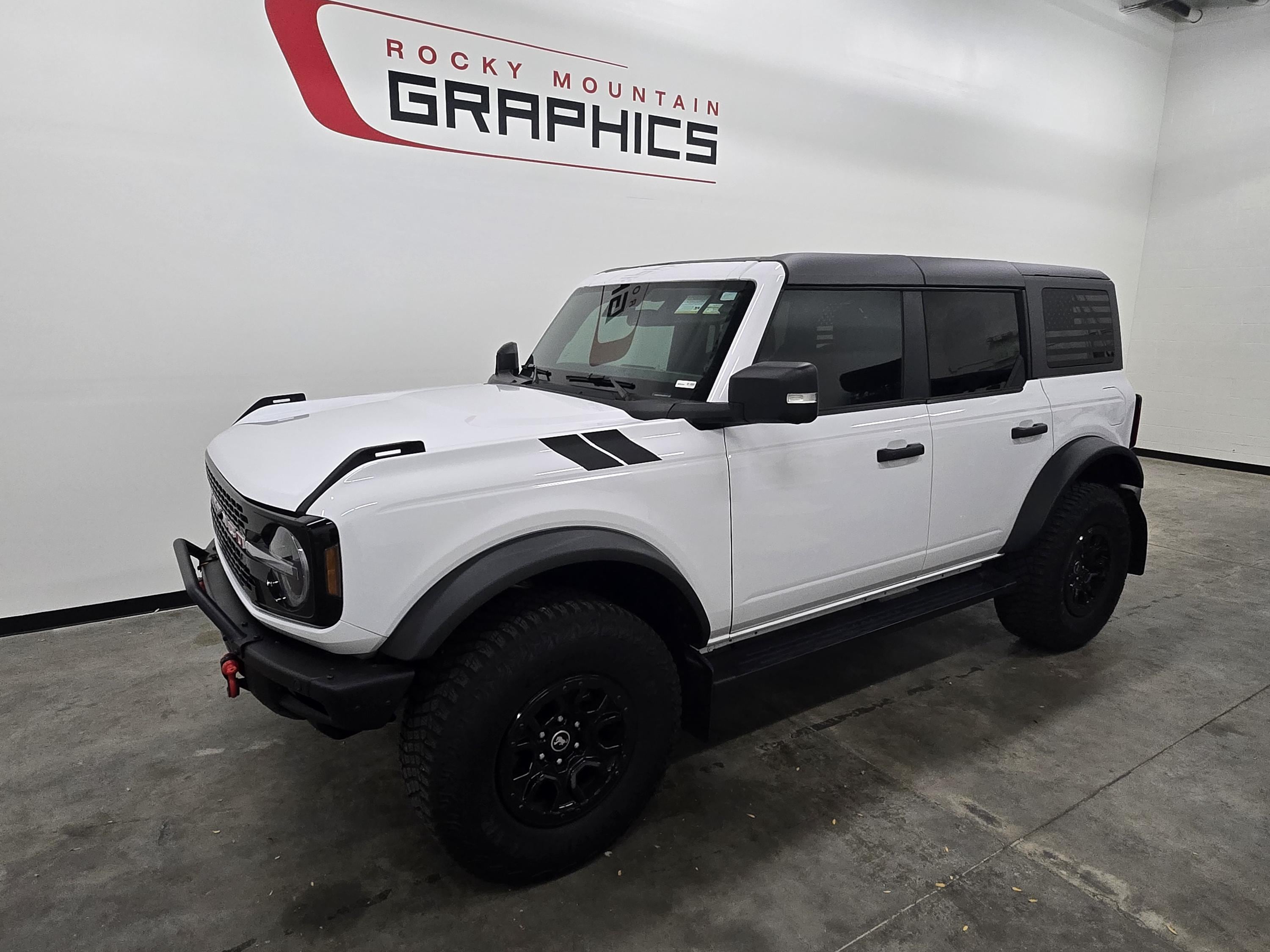 Calcomanías y gráficos de vinilo con franjas de rayado para Ford Bronco  2021-2025 (par) - Etsy México, image size:3000x2250