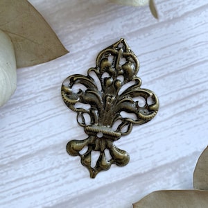 3pcs Filigree Victorian Ornaments Scrapbooking Metal Embellishments Vintage Flower Planner Accessories Jewelry Making Supplies 35x50mm