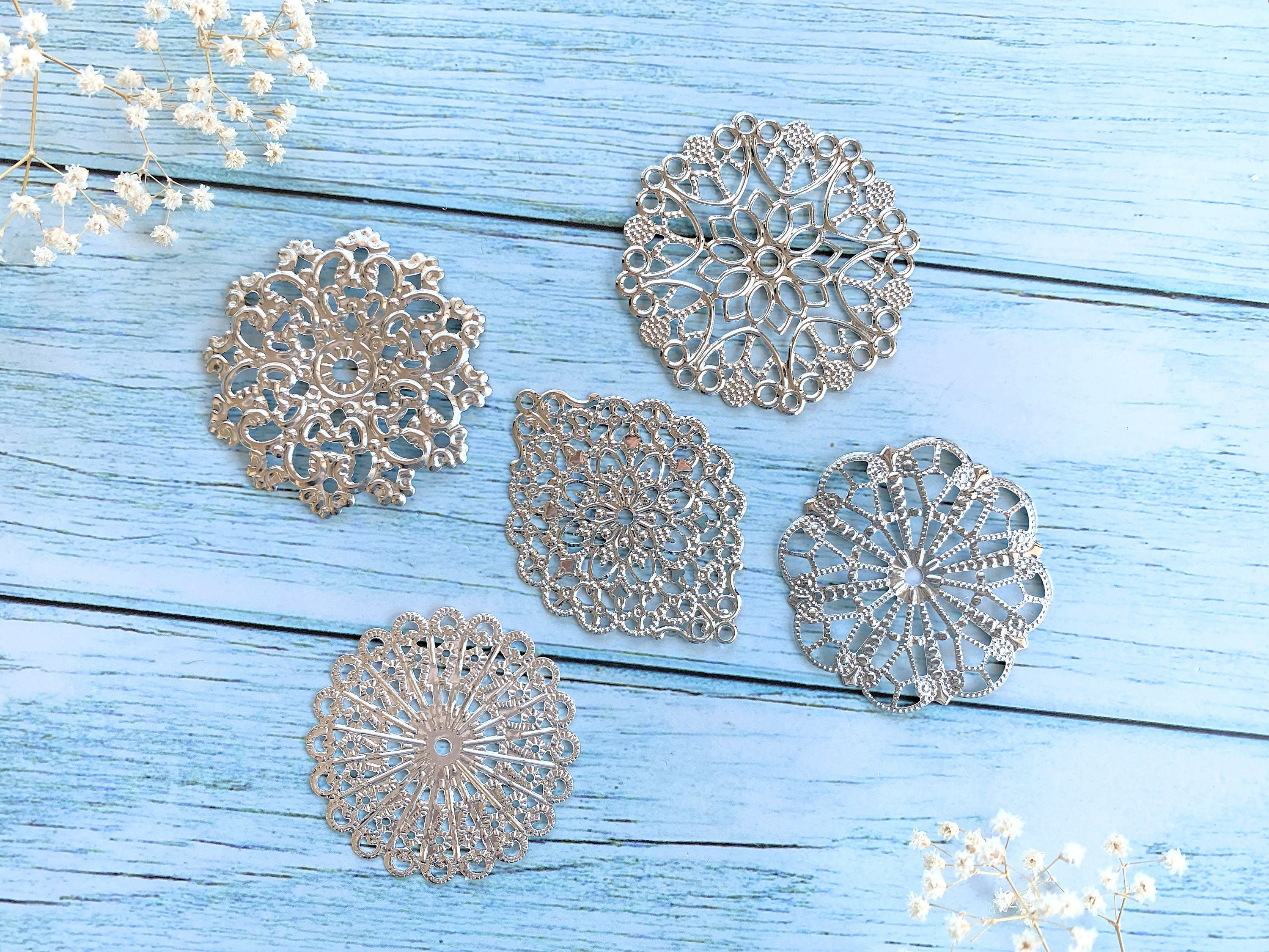 5er Set Silber filigrane Blume Wraps Anschlüsse für DIY Schmuckherstellung Mandala Scrapbooking Metall Verschönerung Stanzen geschnitzte Ergebnisse