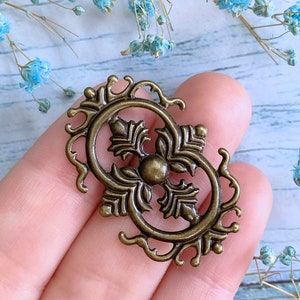 6pcs Brass Filigree Findings Scrapbook Embellishments Jewelry Parts Stamping Links Connectors Metal Flowers DIY Craft Supplies 23x35mm