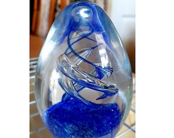 Blue Ovoid Twist Glass Paperweight 803gm Controlled Bubble Spiral Twist VGC