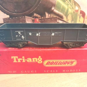 Model railway Cement Car boxed Tri-ang 00 Gauge R137 Paint Worn