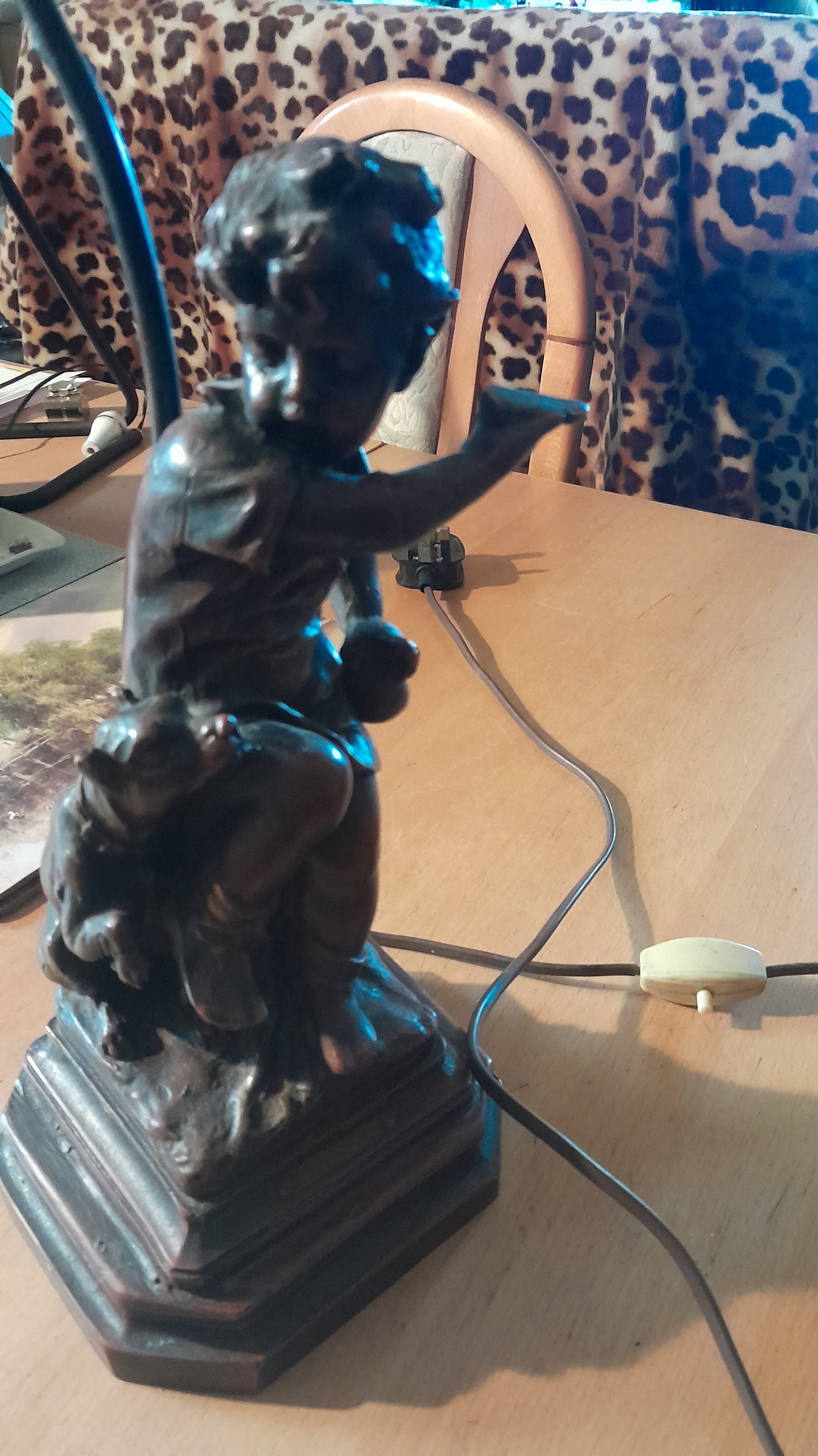 Figural Goose-neck Table Lamp With Clear Glass Frilly Shade