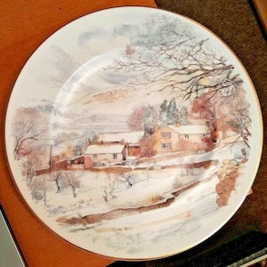 Vtg Scenic Collector plate &quot;Winter In The Dales&quot; Fenton English Bone China 27 cm Dinner/Serving Plate VGC