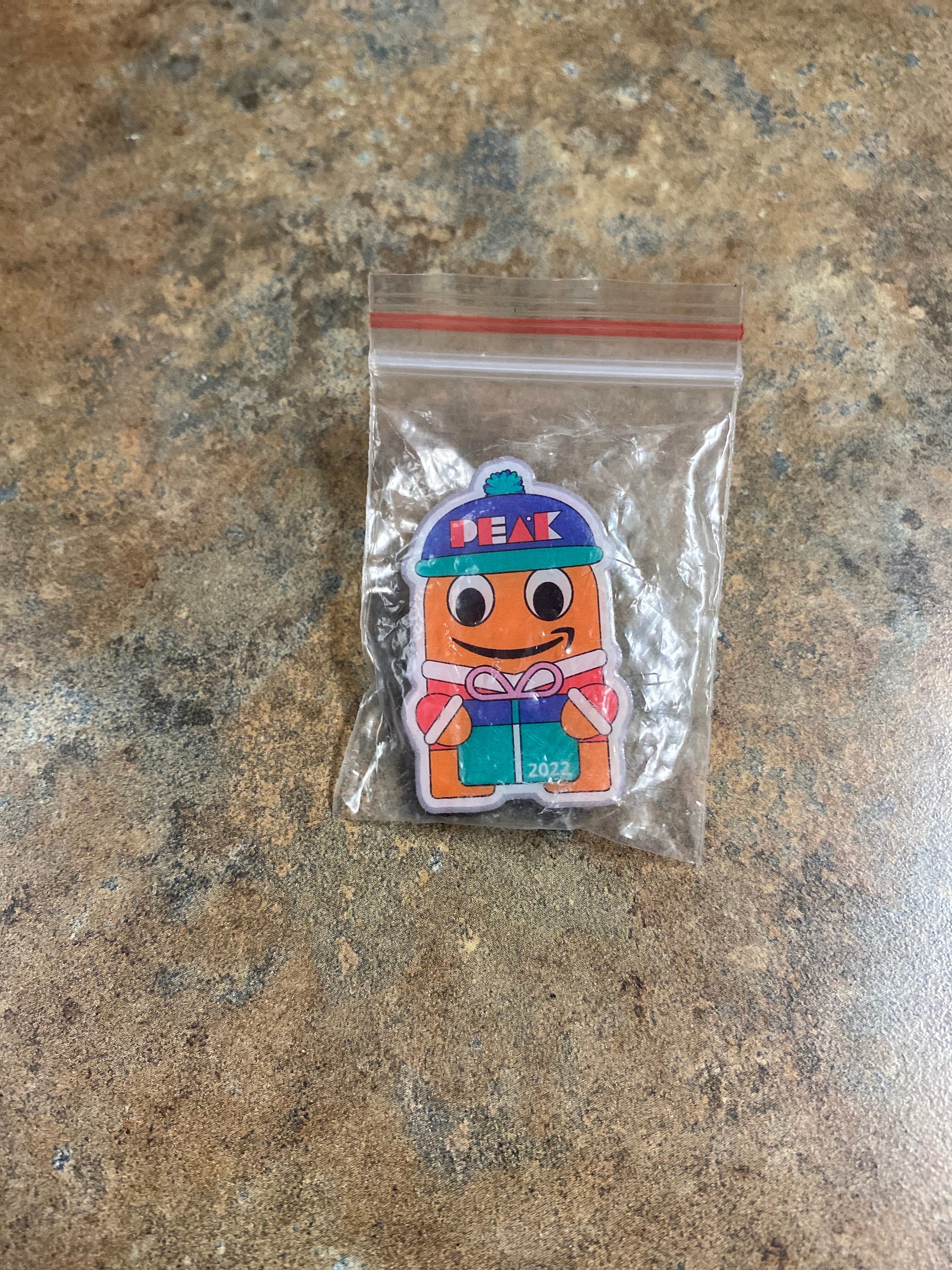 Amazon Peccy Pin! Peak! - Etsy