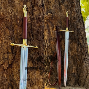 Artisan-Crafted Viking Blades - Inspired by Eddard Stark's GOT Sword, Handcrafted Damascus sword, Medieval Viking Arsenal, Battle-Ready Gift