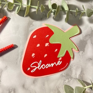 Segnaposti alla fragola - Personalizzabili - Decorazioni per feste estive - Segnaposti di carta - Addio al nubilato - Tema frutta
