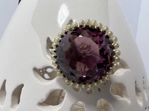 Vintage Gold Tone Amethyst Glass Brooch Faux Seed… - image 7