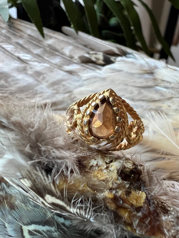 Avon cheap gold ring