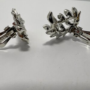 Gorgeous Lisner Signed Leaf Vine Earrings image 3