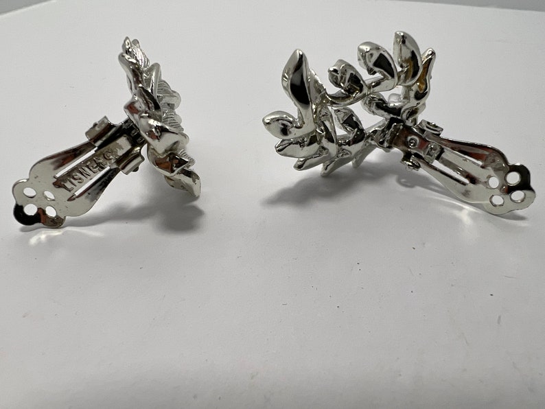 Gorgeous Lisner Signed Leaf Vine Earrings image 3