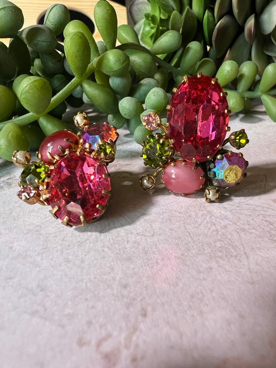 Stunning Gold Tone, Pink Crystal, And Rhinestone E