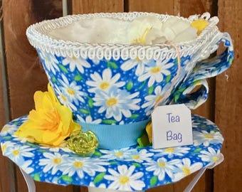 Floral Teacup Fascinator Hat: Daisy Tea Party Accessory