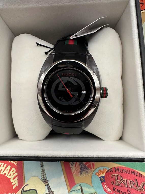 Gucci Watch in Classic Gucci Colors - Etsy display picture 1