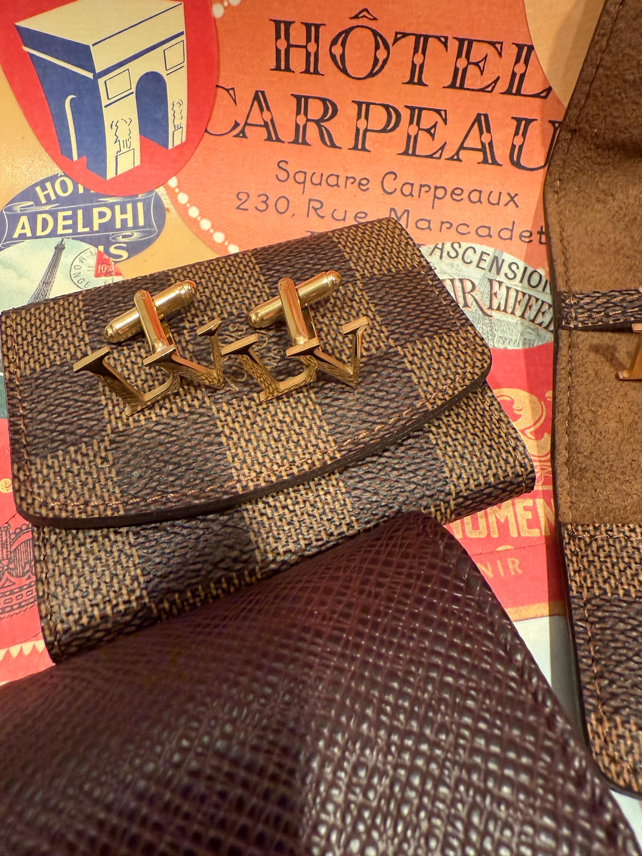 ♡M&M♡　　✨LOUIS VUITTON　CUFFS✨ヴィトンカフス ♡M&M♡ ✨LOUIS VUITTON CUFFS✨ヴィトンカフス LV Suit