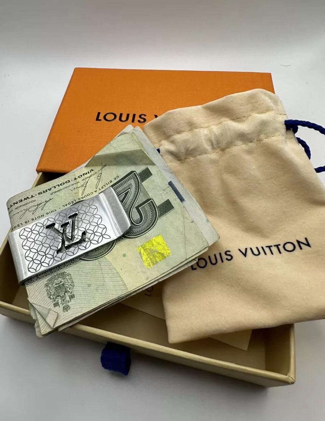 Fermasoldi LV Italia