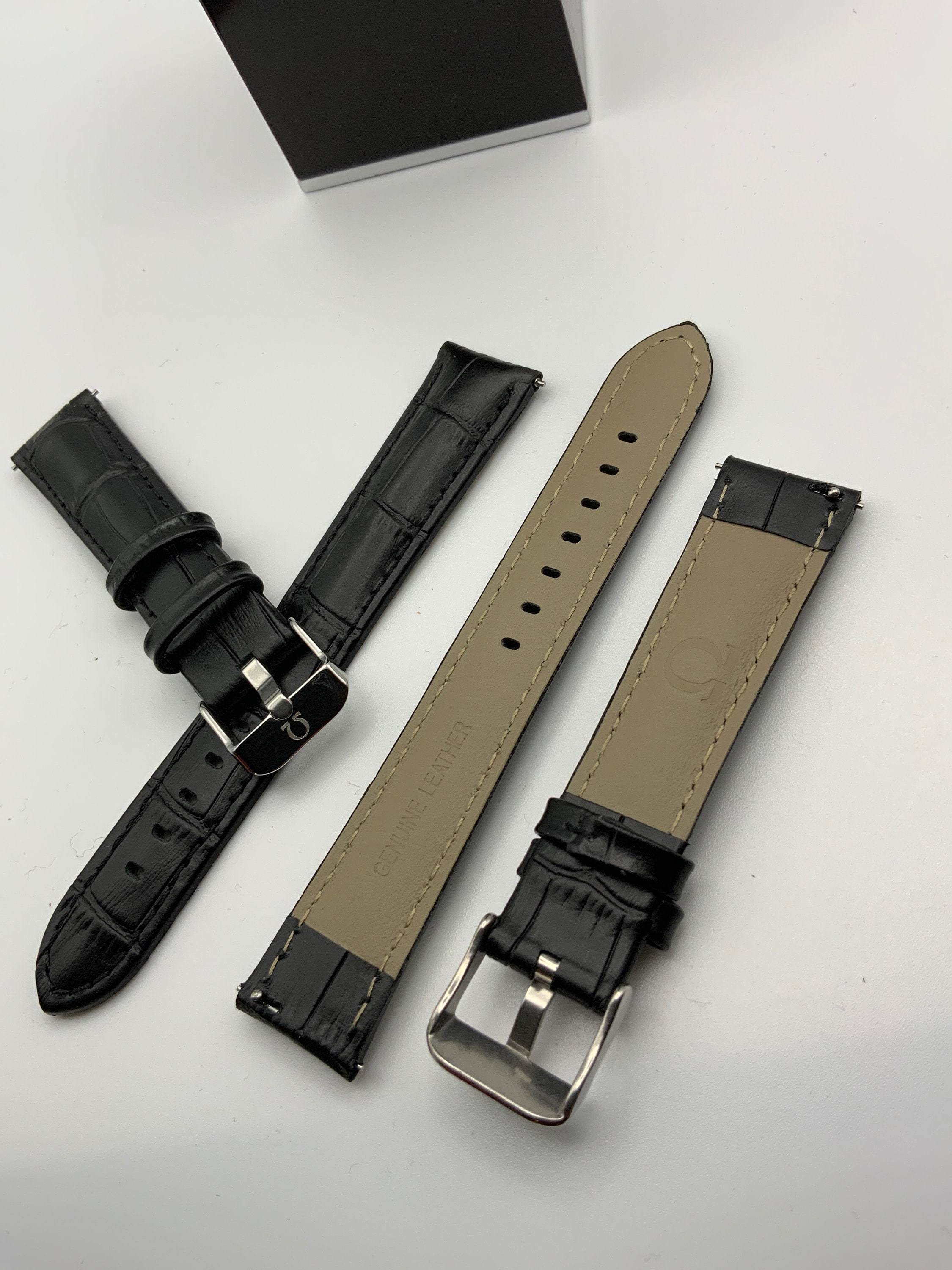 ジャンク品OMEGA Geneve ブラックレザーバンド Vintage Omega Geneve ref. 136.041 Black Dial Quick-Set Date