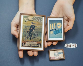 1/6 scale set of miniature retro paintings in frames for popular fashion dolls 12 inch. Dollhouse  accessories. For blythe roombox, diorama