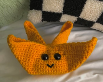 chrissy the crab rangoon | crochet plushie