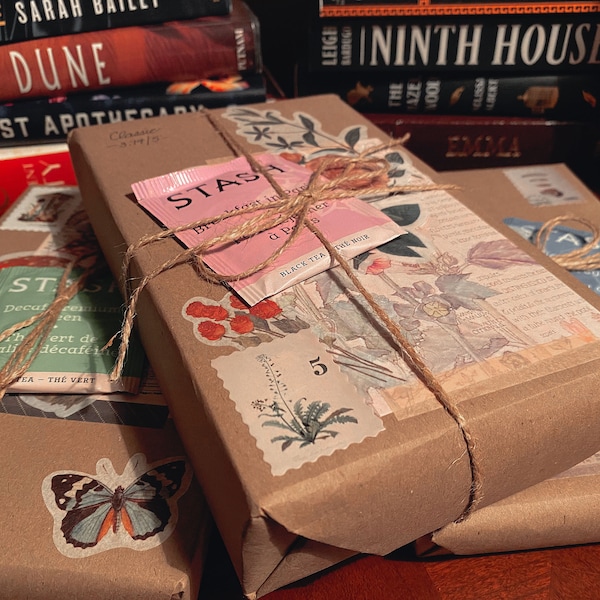 The Whole Story... | Blind Date with a Book Series Bundles | Mystery Series | Vintage Wrapping | Bookish Gift