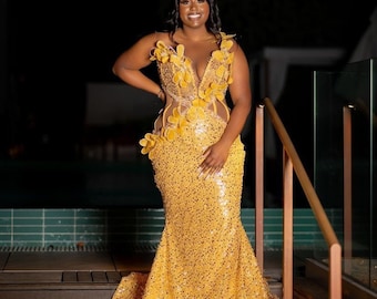 Luxury Yellow Mermaid Prom Dress: Embellished Corset Wedding Gown