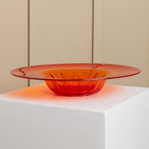 Murano glass bowl XL from 1920s - bright red with ribbed pattern - Decorative art object - Murano glass art