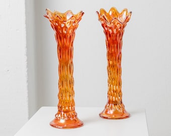 Set von 2 antiken Fenton Vasen - orange irisierende Marigold Carnival Glas Blumenvasen - Italien 1930s