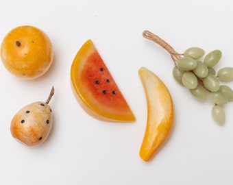 Set of 5 vintage alabaster fruits - colorful fruit handmade from stone - mid century design - Italy 1970s