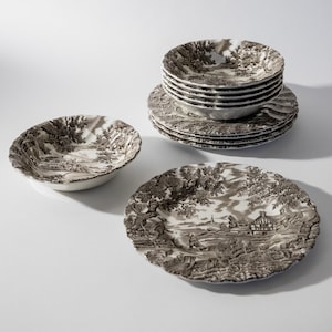 Vintage 1980s The Hunter by Myott Tableware Set, 11 Pieces, Porcelain Bowls and Plates, Brown Beige Design, Made in England, Gift Idea